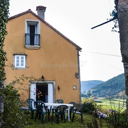 Casa Do Centeal 펜션 Arrueiro